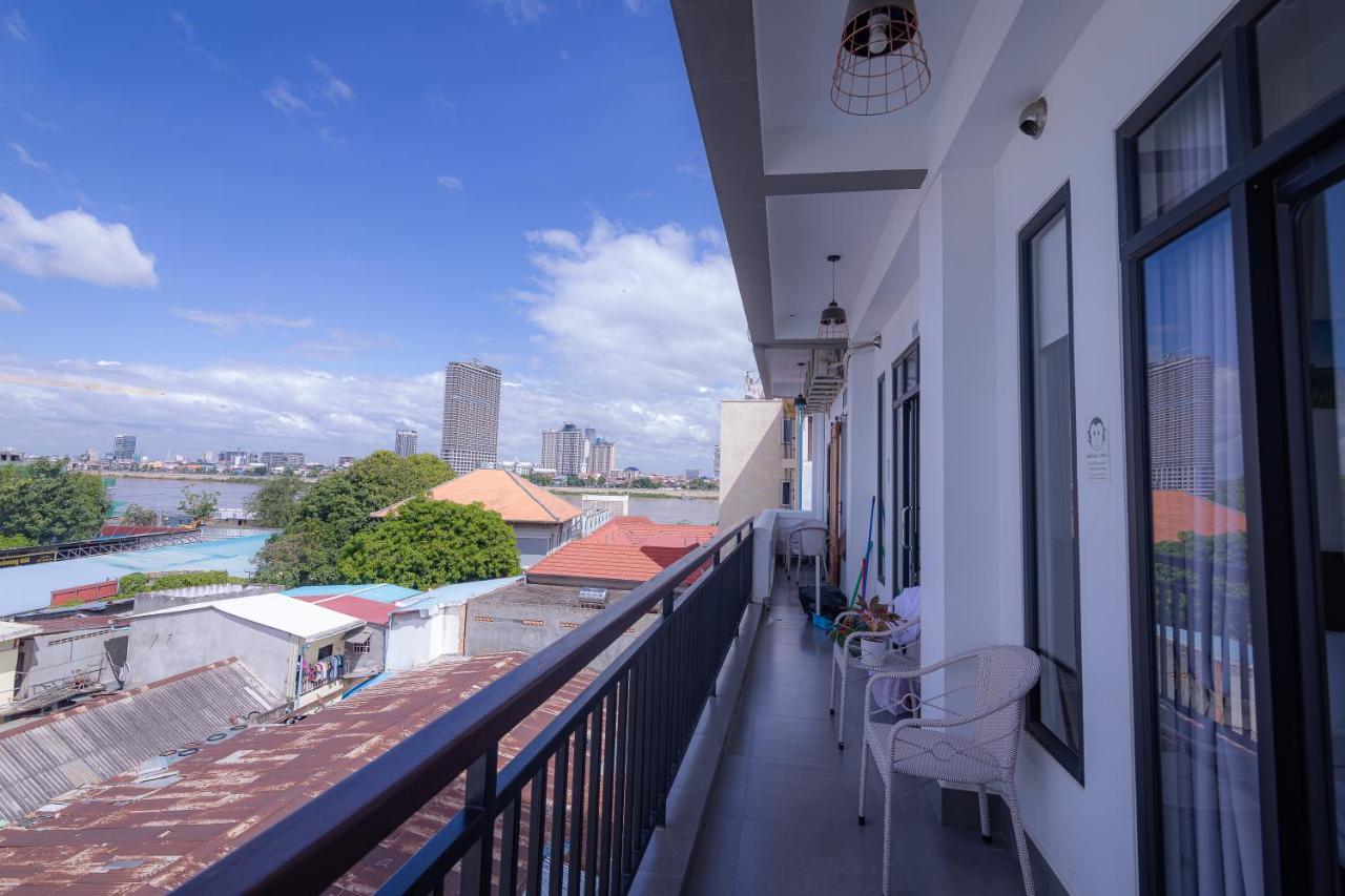 Pooltop Phnom Penh Exterior photo
