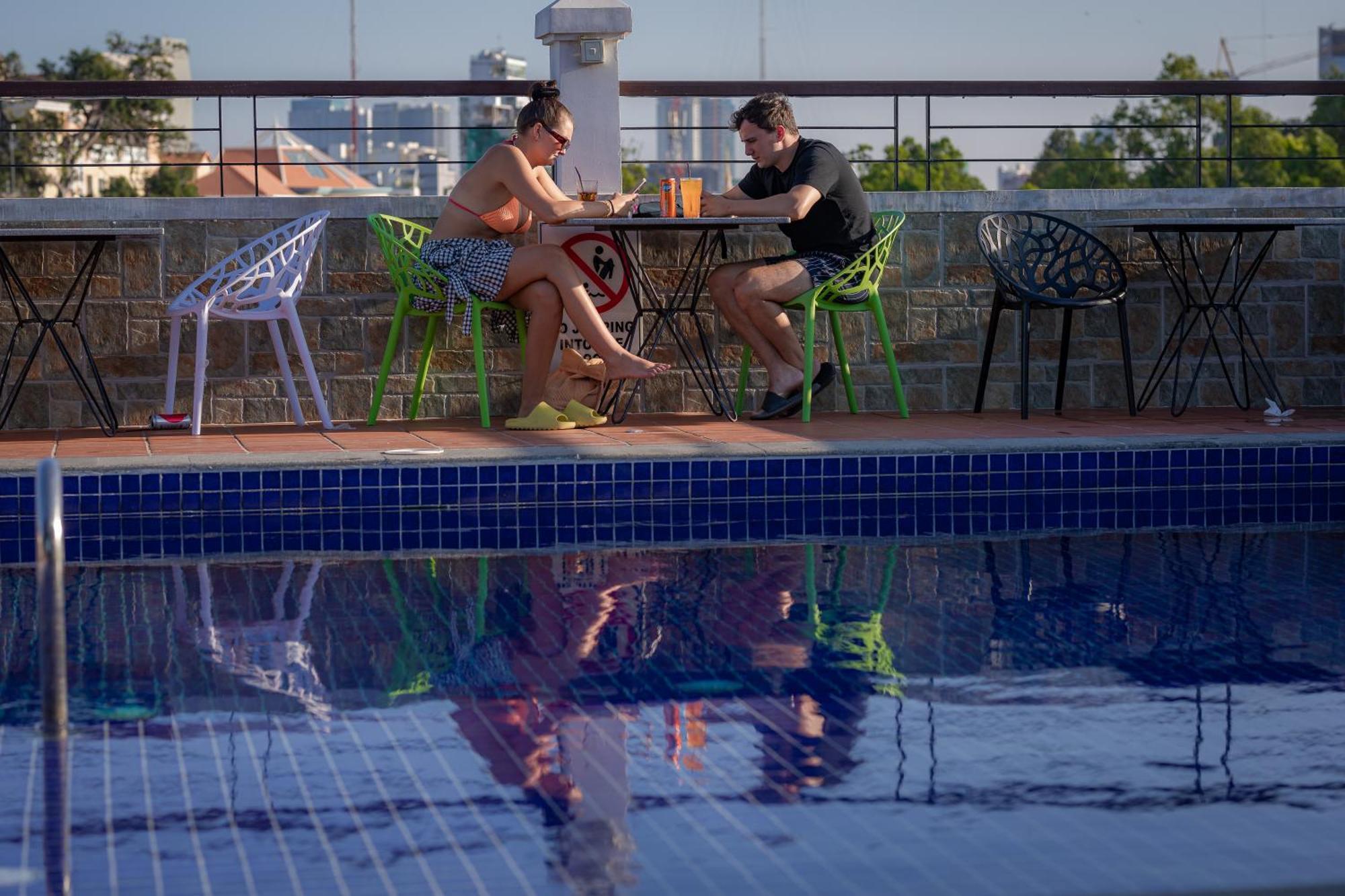 Pooltop Phnom Penh Exterior photo
